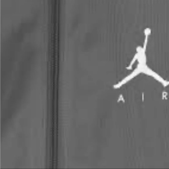 Air Jordan tracksuit - Picture 2 of 5